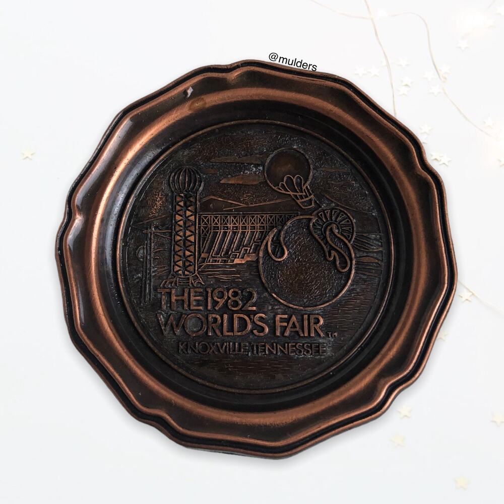 Vintage Knoxville Tennessee "The 1982 World's Fair" Memorabilia Plate